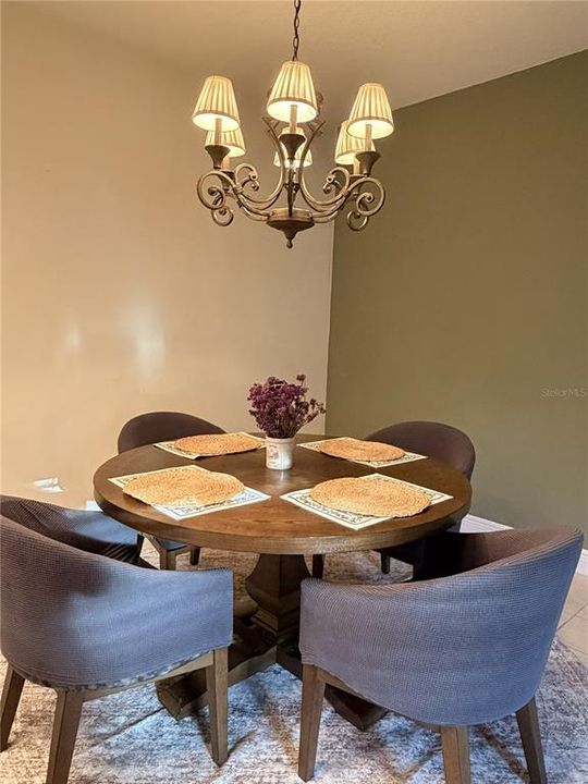 For Rent: $2,200 (2 beds, 2 baths, 1265 Square Feet)