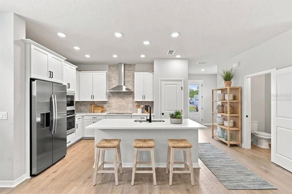 En Venta: $439,990 (3 camas, 2 baños, 2329 Pies cuadrados)