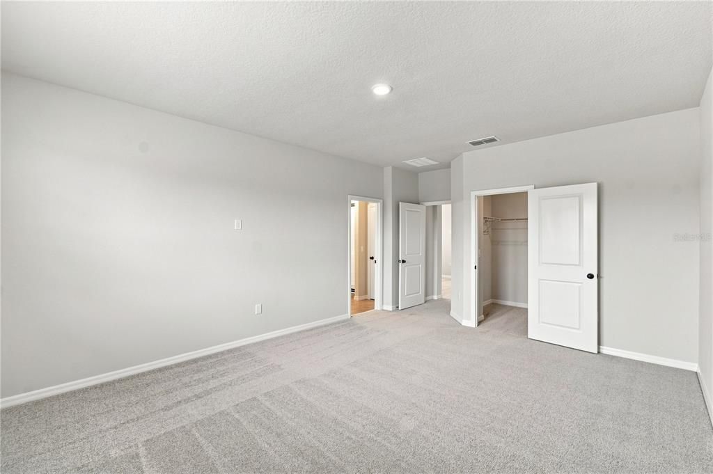 En Venta: $439,990 (3 camas, 2 baños, 2329 Pies cuadrados)