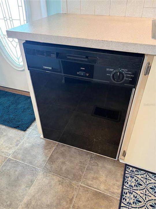 На продажу: $159,900 (2 спален, 2 ванн, 960 Квадратных фут)