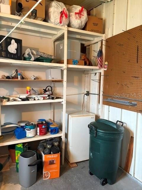 На продажу: $159,900 (2 спален, 2 ванн, 960 Квадратных фут)