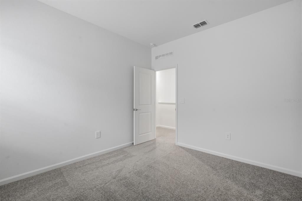 For Rent: $3,350 (5 beds, 3 baths, 2455 Square Feet)
