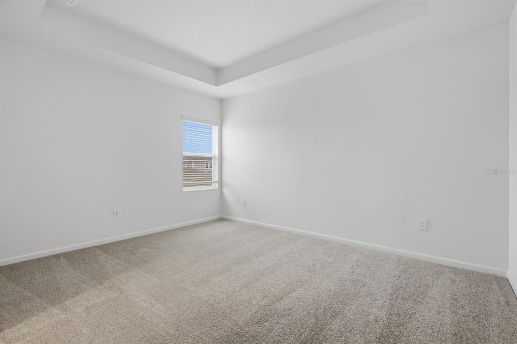 For Rent: $3,350 (5 beds, 3 baths, 2455 Square Feet)