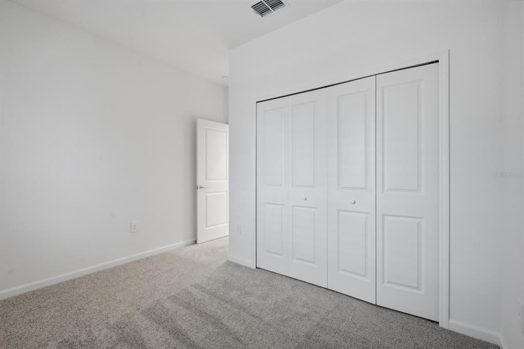 For Rent: $3,350 (5 beds, 3 baths, 2455 Square Feet)