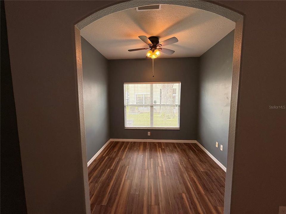 For Sale: $225,000 (2 beds, 2 baths, 1696 Square Feet)