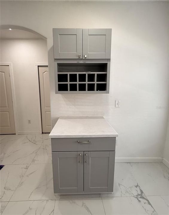 For Sale: $225,000 (2 beds, 2 baths, 1696 Square Feet)
