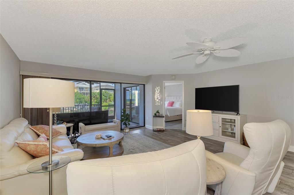 For Rent: $3,500 (2 beds, 2 baths, 1223 Square Feet)