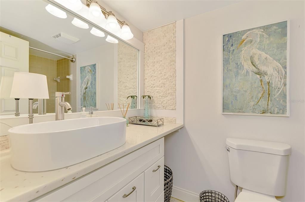 For Rent: $3,500 (2 beds, 2 baths, 1223 Square Feet)