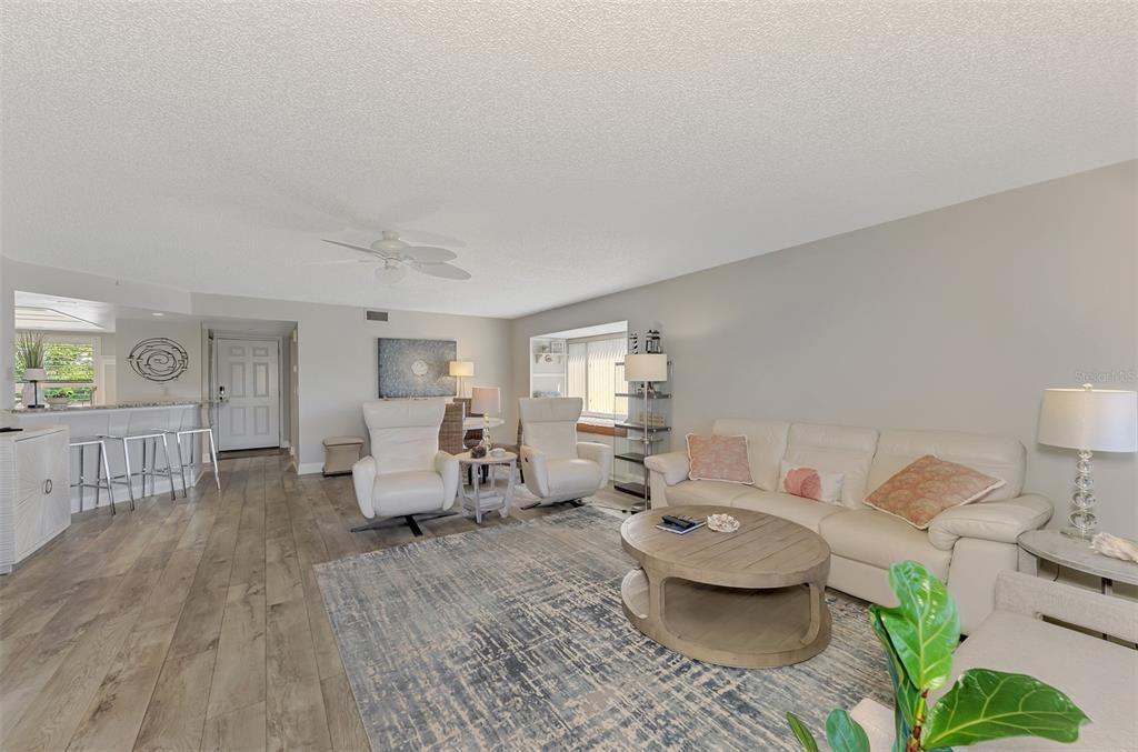 For Rent: $3,500 (2 beds, 2 baths, 1223 Square Feet)