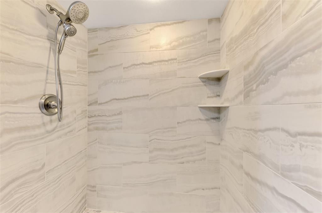 For Rent: $3,500 (2 beds, 2 baths, 1223 Square Feet)