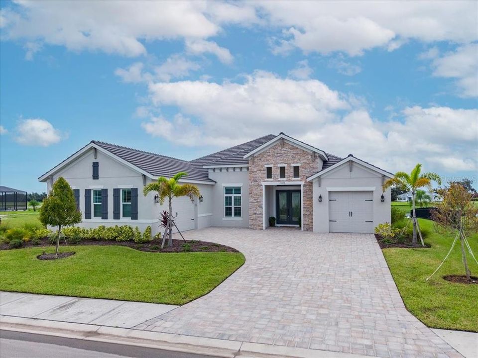 For Sale: $1,100,000 (3 beds, 3 baths, 2843 Square Feet)