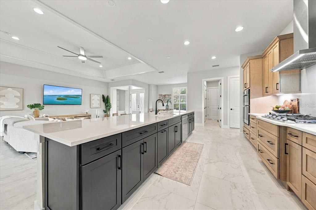 For Sale: $1,100,000 (3 beds, 3 baths, 2843 Square Feet)