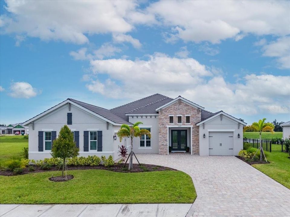 For Sale: $1,100,000 (3 beds, 3 baths, 2843 Square Feet)