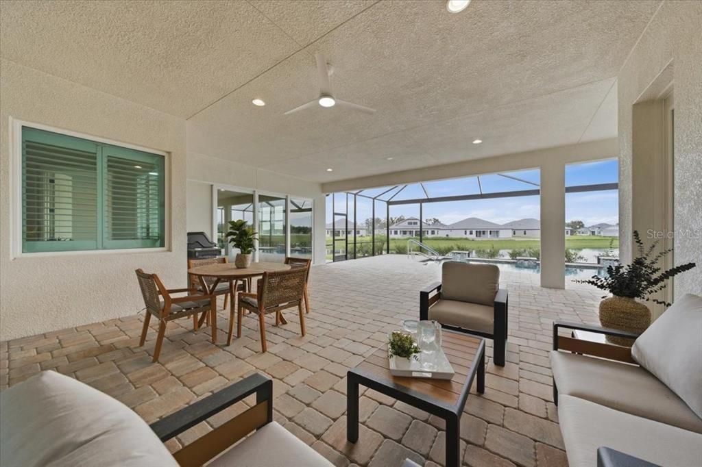For Sale: $1,100,000 (3 beds, 3 baths, 2843 Square Feet)
