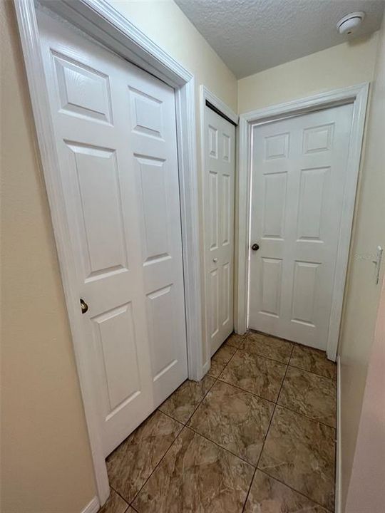 For Rent: $1,700 (3 beds, 2 baths, 1142 Square Feet)