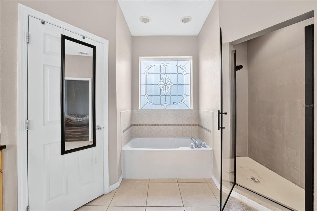 For Sale: $415,000 (4 beds, 3 baths, 2229 Square Feet)