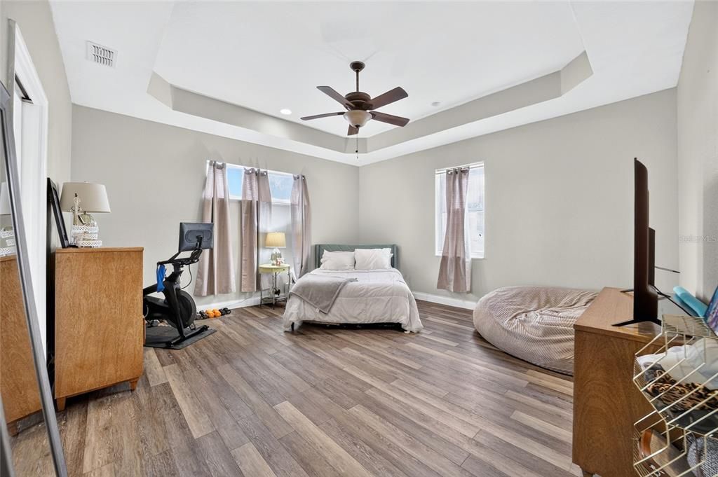 For Sale: $415,000 (4 beds, 3 baths, 2229 Square Feet)