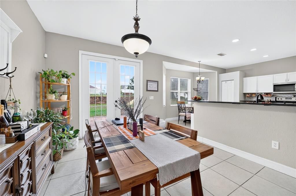 For Sale: $415,000 (4 beds, 3 baths, 2229 Square Feet)