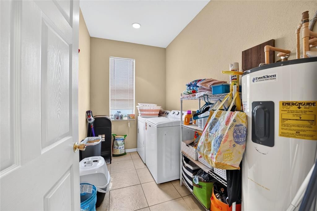 For Sale: $415,000 (4 beds, 3 baths, 2229 Square Feet)