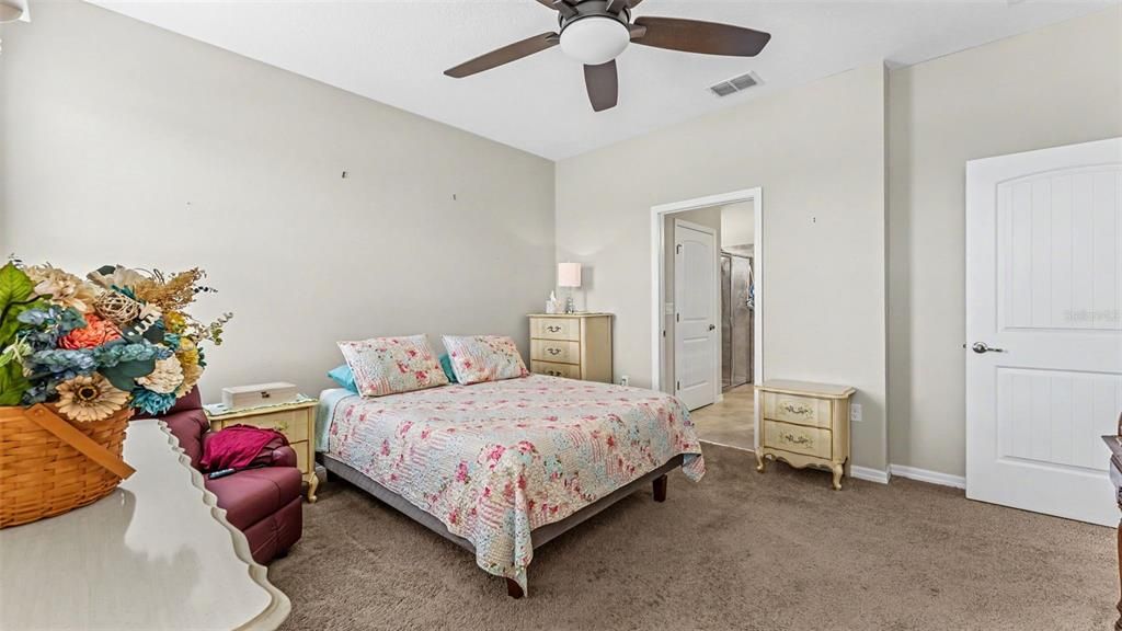 For Sale: $345,000 (3 beds, 2 baths, 1662 Square Feet)