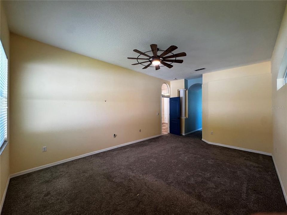 В аренду: $2,995 (4 спален, 3 ванн, 2597 Квадратных фут)