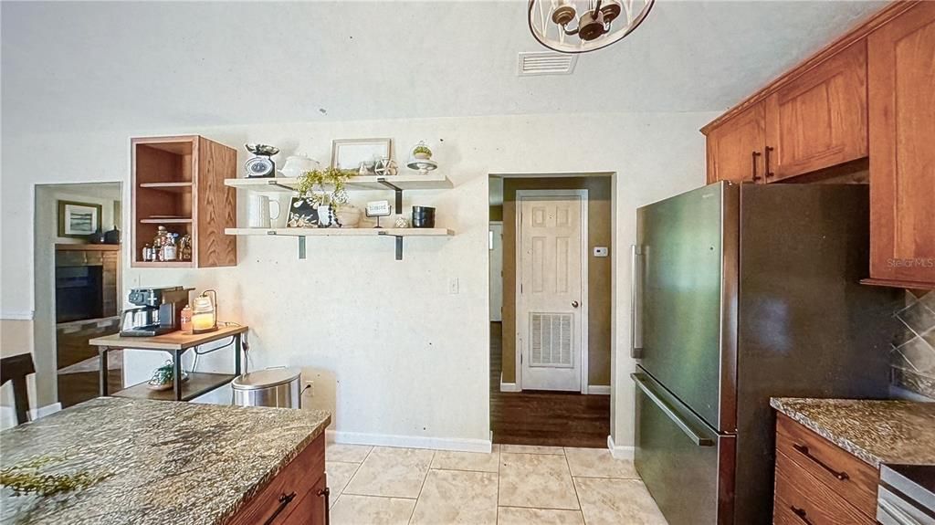 En Venta: $274,900 (3 camas, 2 baños, 1248 Pies cuadrados)