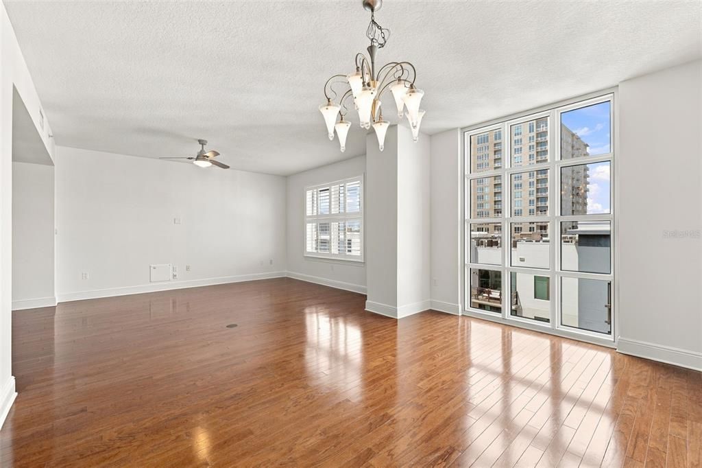 В аренду: $3,900 (2 спален, 2 ванн, 1749 Квадратных фут)