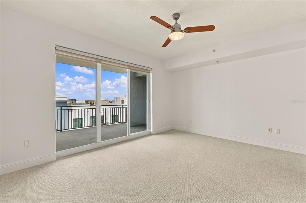 В аренду: $3,900 (2 спален, 2 ванн, 1749 Квадратных фут)