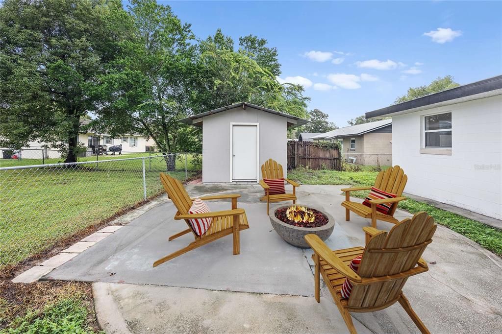 For Sale: $200,000 (3 beds, 2 baths, 1512 Square Feet)