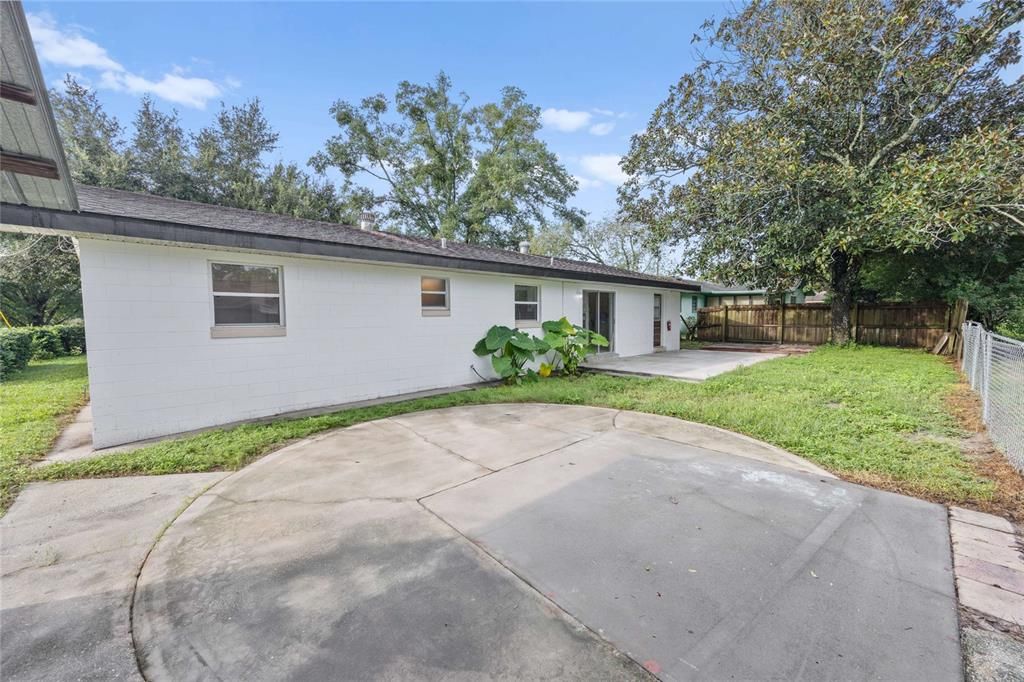 For Sale: $200,000 (3 beds, 2 baths, 1512 Square Feet)