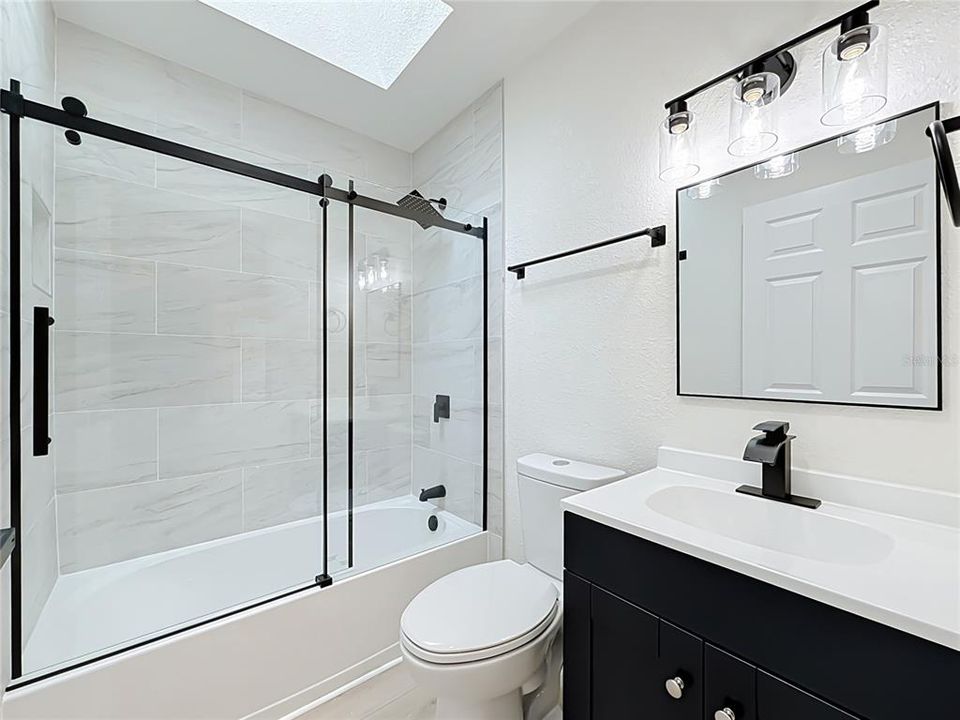 For Sale: $289,000 (3 beds, 2 baths, 1576 Square Feet)