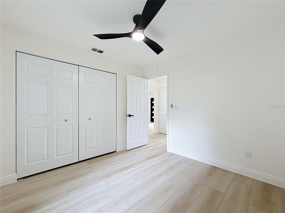 For Sale: $289,000 (3 beds, 2 baths, 1576 Square Feet)