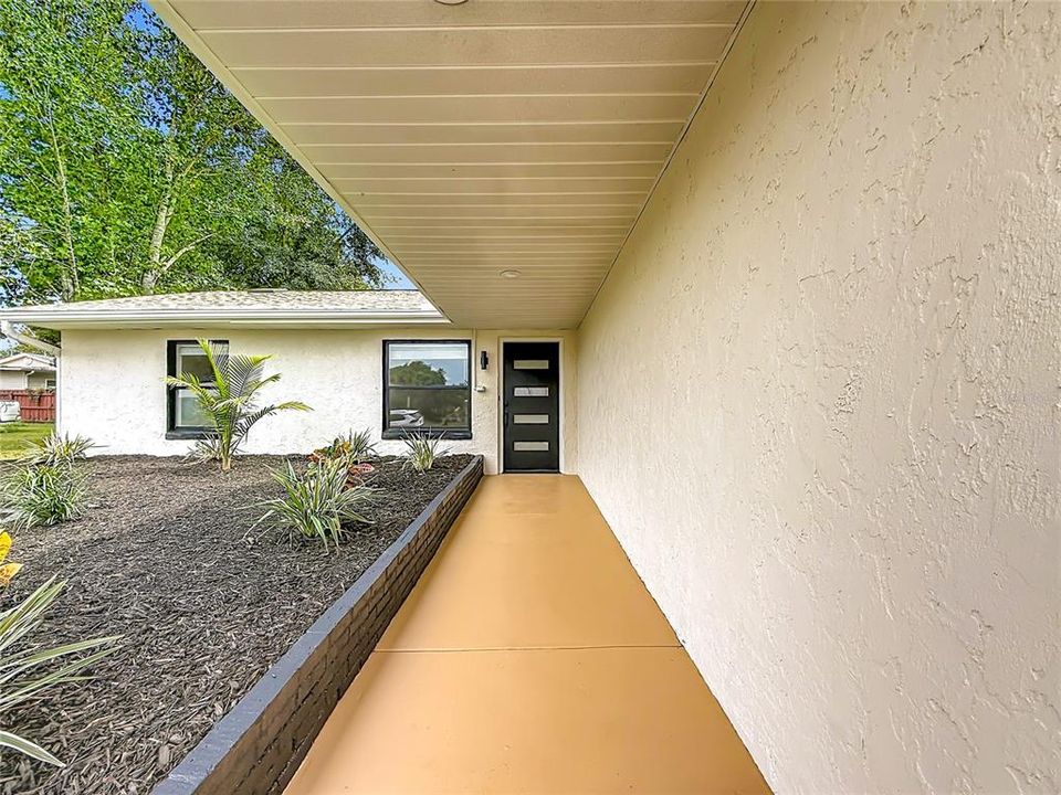 For Sale: $289,000 (3 beds, 2 baths, 1576 Square Feet)