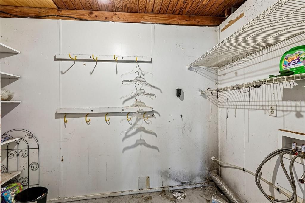 В аренду: $1,100 (3 спален, 2 ванн, 1148 Квадратных фут)