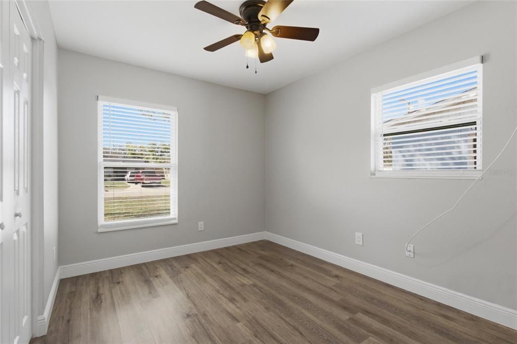 For Sale: $319,000 (3 beds, 2 baths, 1407 Square Feet)