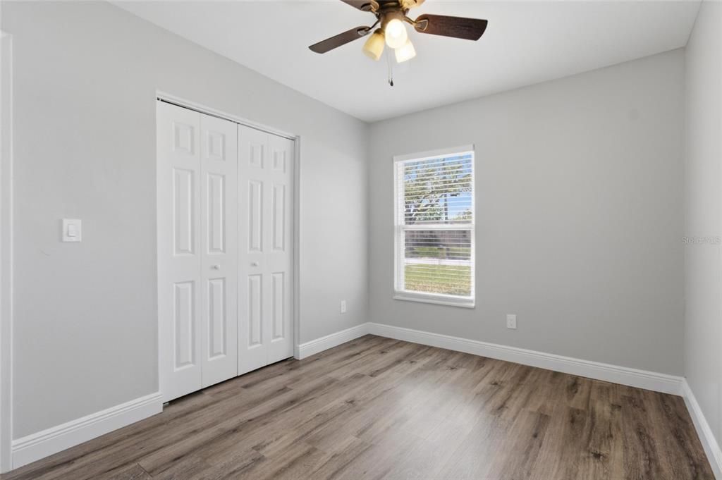 For Sale: $319,000 (3 beds, 2 baths, 1407 Square Feet)