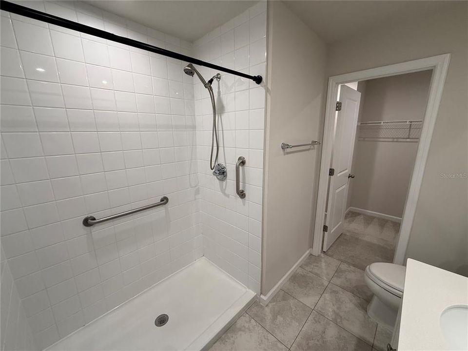 В аренду: $2,200 (3 спален, 2 ванн, 1431 Квадратных фут)