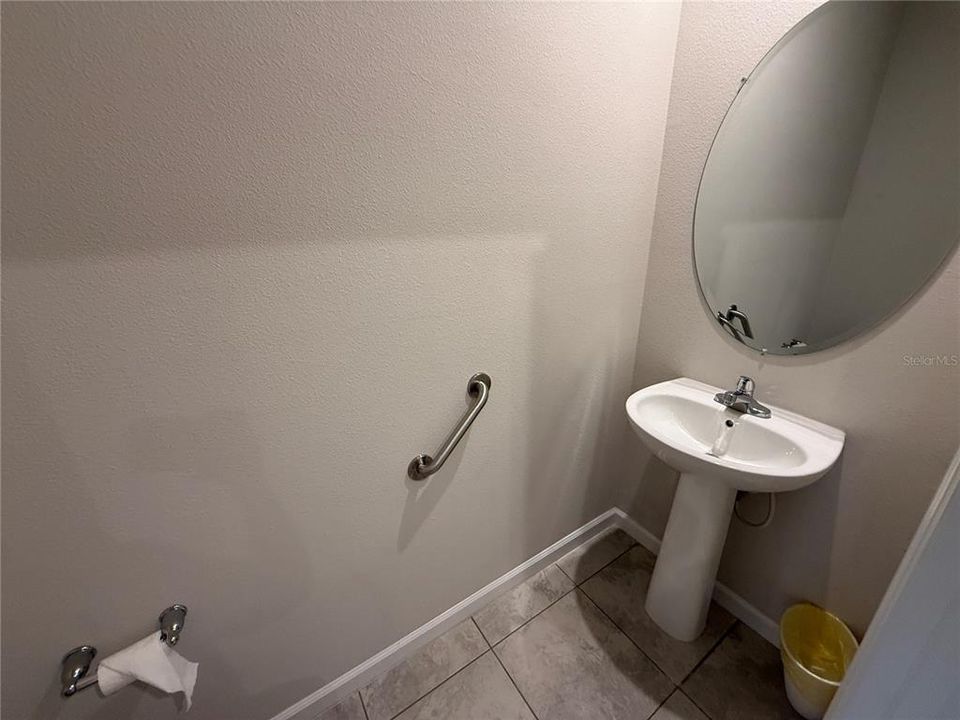 В аренду: $2,200 (3 спален, 2 ванн, 1431 Квадратных фут)