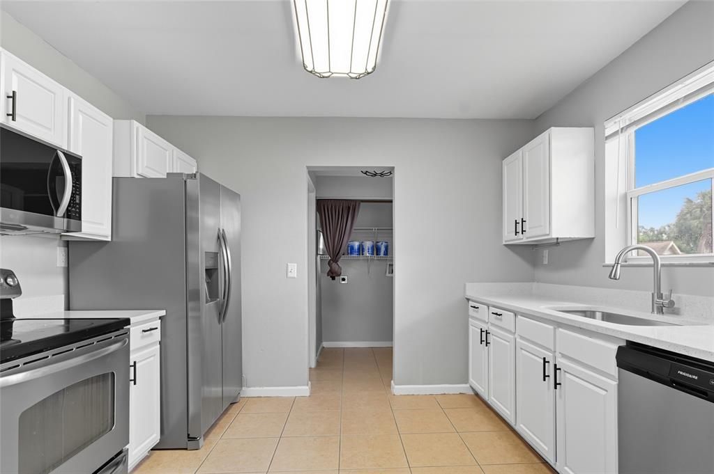 En Venta: $349,000 (3 camas, 2 baños, 1164 Pies cuadrados)