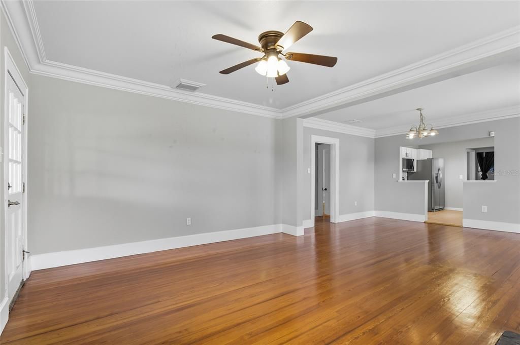 En Venta: $349,000 (3 camas, 2 baños, 1164 Pies cuadrados)