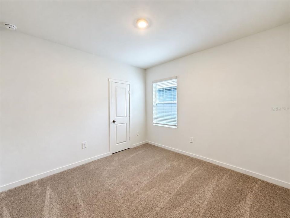 В аренду: $2,450 (4 спален, 2 ванн, 2071 Квадратных фут)