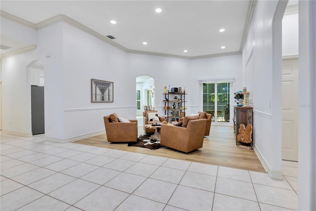 For Sale: $649,888 (3 beds, 2 baths, 2562 Square Feet)