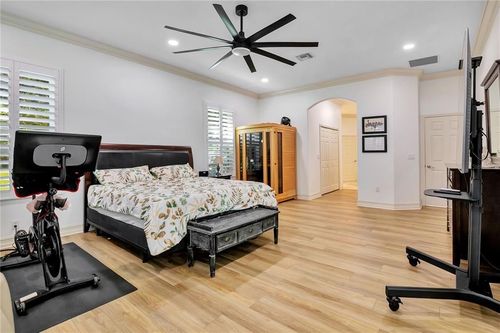 For Sale: $649,888 (3 beds, 2 baths, 2562 Square Feet)