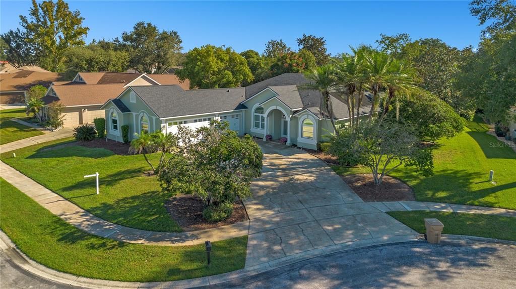 For Sale: $649,888 (3 beds, 2 baths, 2562 Square Feet)
