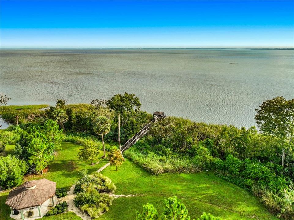 En Venta: $859,000 (4 camas, 3 baños, 3184 Pies cuadrados)