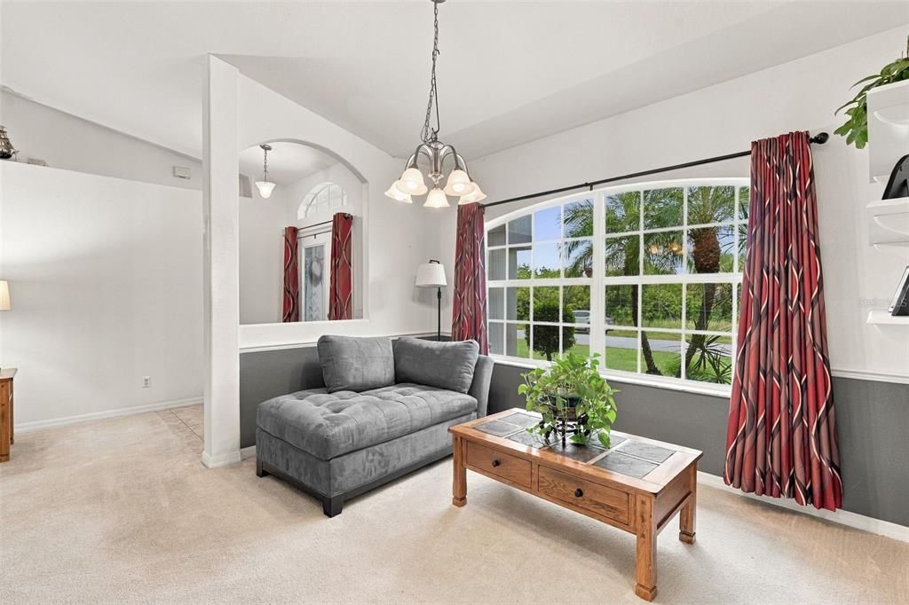For Sale: $425,000 (3 beds, 2 baths, 1602 Square Feet)