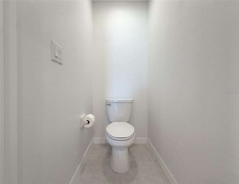 For Sale: $325,000 (3 beds, 2 baths, 1801 Square Feet)