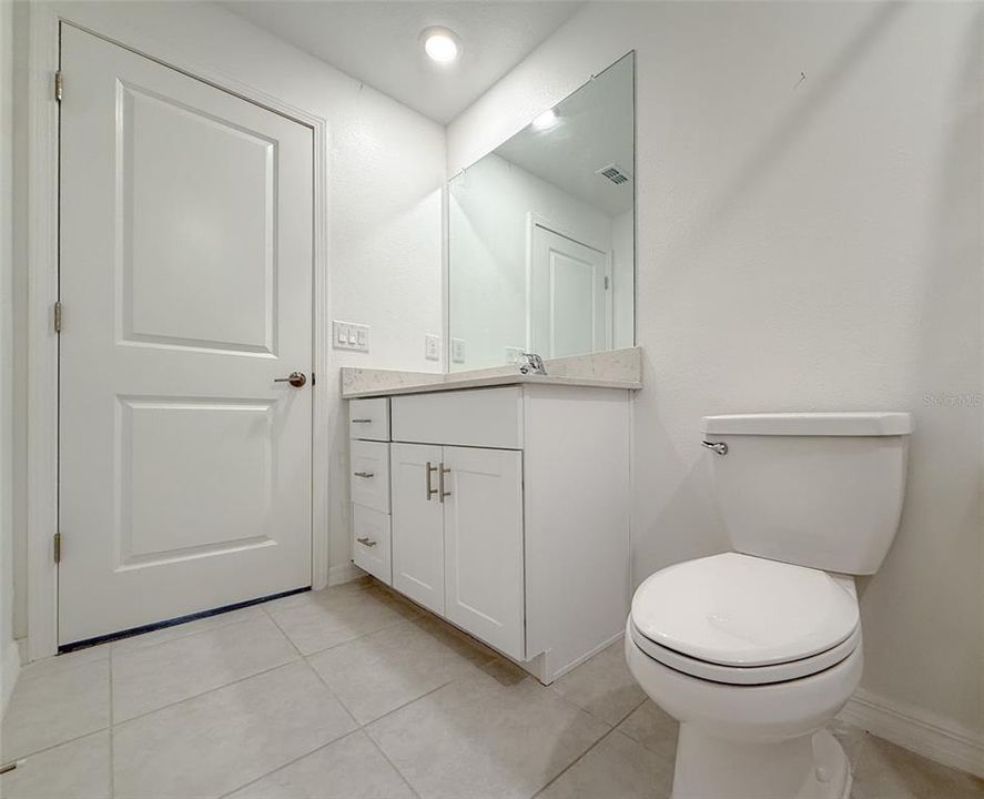 For Sale: $325,000 (3 beds, 2 baths, 1801 Square Feet)