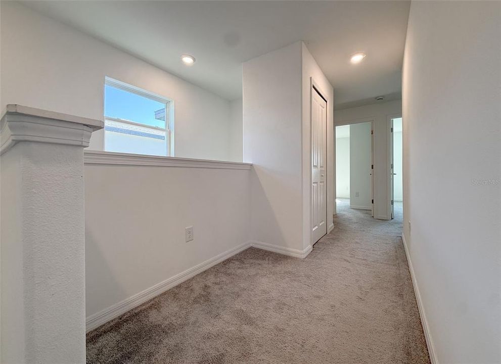 For Sale: $325,000 (3 beds, 2 baths, 1801 Square Feet)