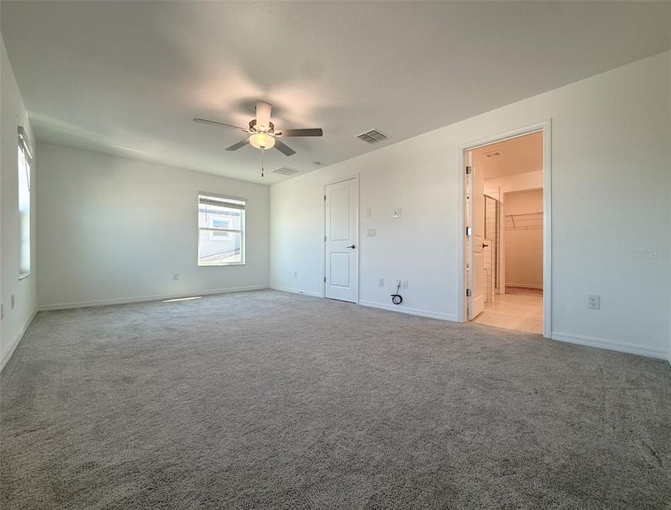 For Sale: $325,000 (3 beds, 2 baths, 1801 Square Feet)